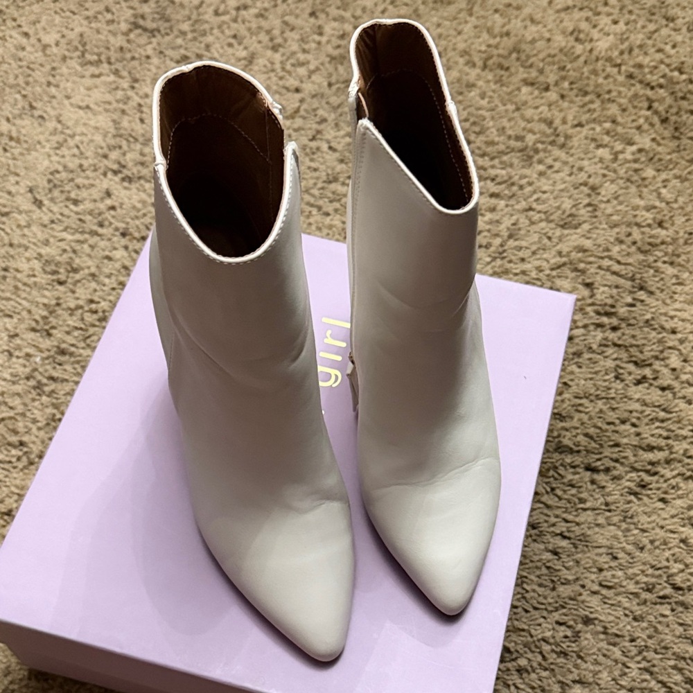 Madden Girl Lavender Shoe